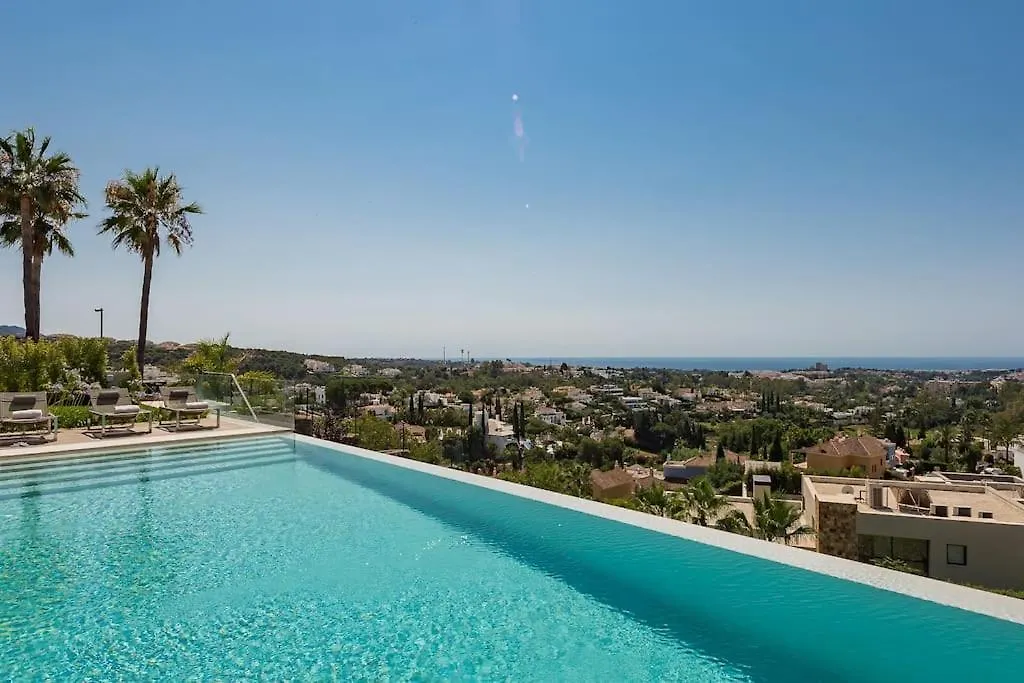 Villa Anamaya 1 - Elegant 5-Bedroom Villa In Marbella